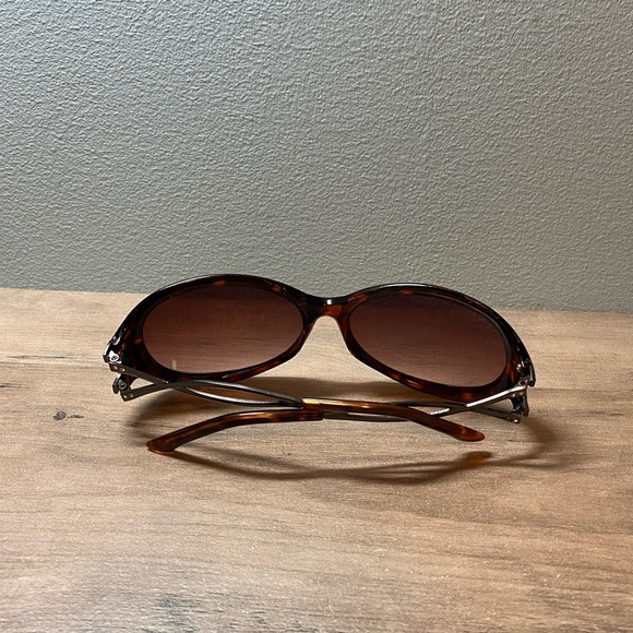 Coach Brown Sunglasses- With protective Coach case - Picture 3 of 4